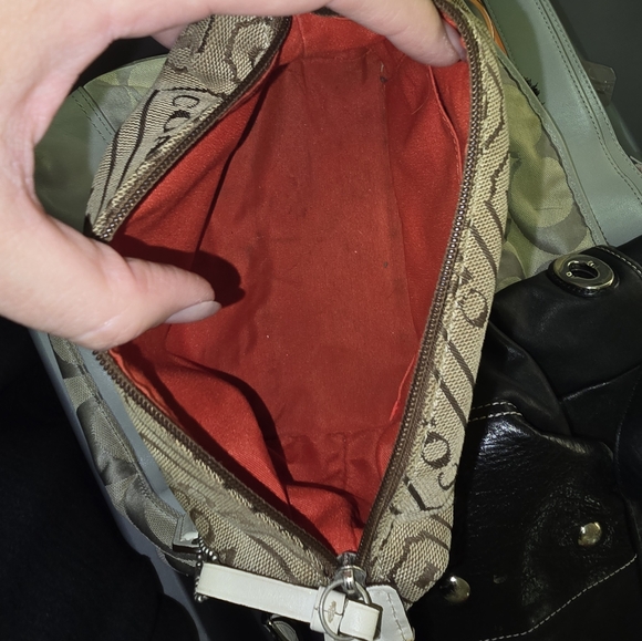 Coach Mini - Picture 2 of 4